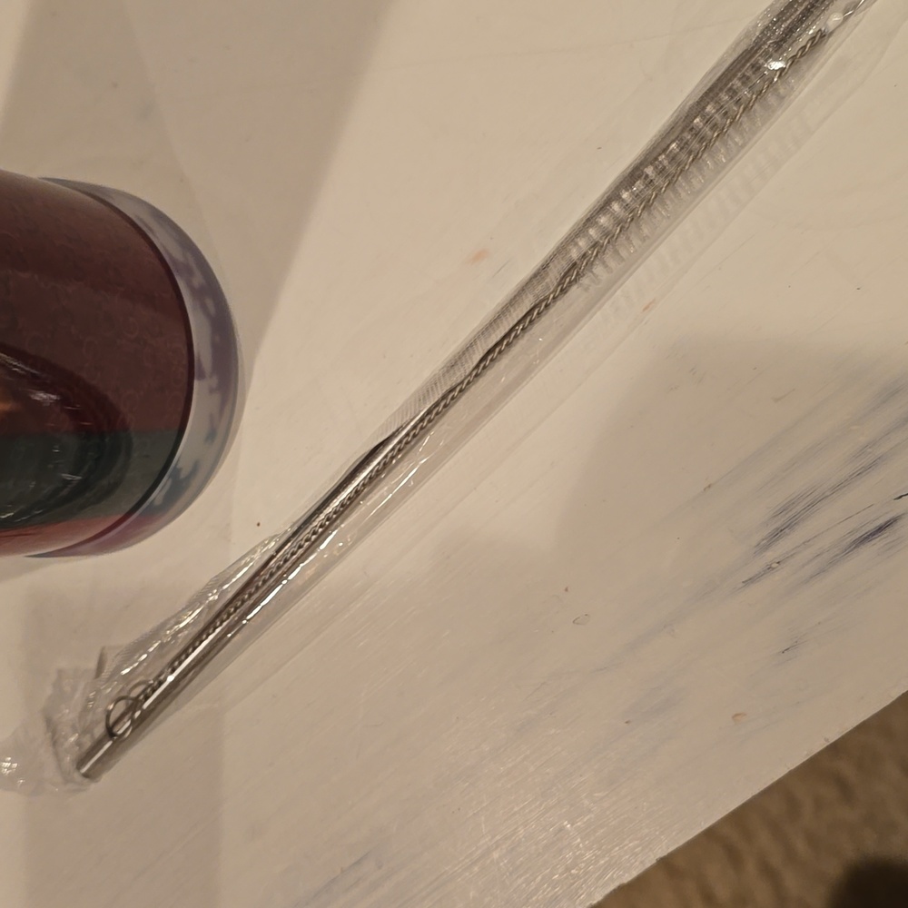 NIB Insulated 20 Oz. Tumbler With Metal Straw And Cleaning Brush - Picture 8 of 8